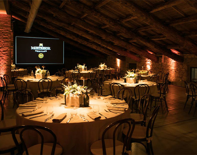 cantine-montresor-prenota-il-tuo-evento-aziendale-in-sala